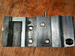 6D170 Cylinder Head