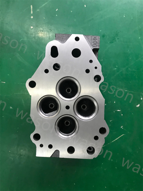 6D140 Cylinder Head Assembly