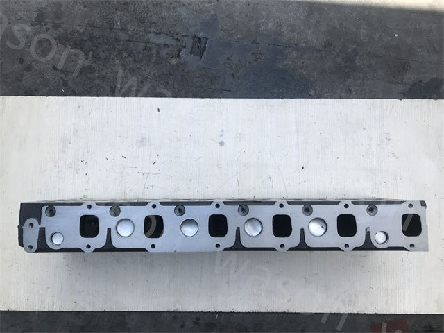 6D108 Cylinder Head Assembly