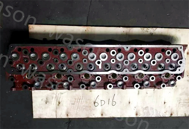 6D16 Cylinder Head Assembly