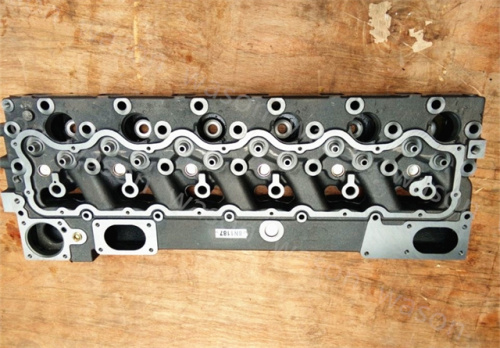 3306 Cylinder Head Electronic Fuel Injection