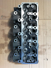 TD27 Cylinder Head