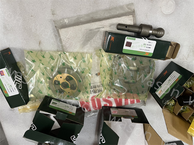 HMGC35 Excavator Travel Motor  Parts For EX200-5 EX210-5 EX220-5 EX225-5