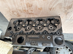 E312/E320GC D3K 1104D-E44TA/C4.4 Electronic Fuel Injection Cylinder head 298-4526/397-1554 T419169