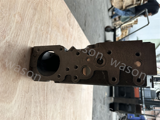 E312/E320GC D3K 1104D-E44TA/C4.4 Electronic Fuel Injection Cylinder head 298-4526/397-1554 T419169