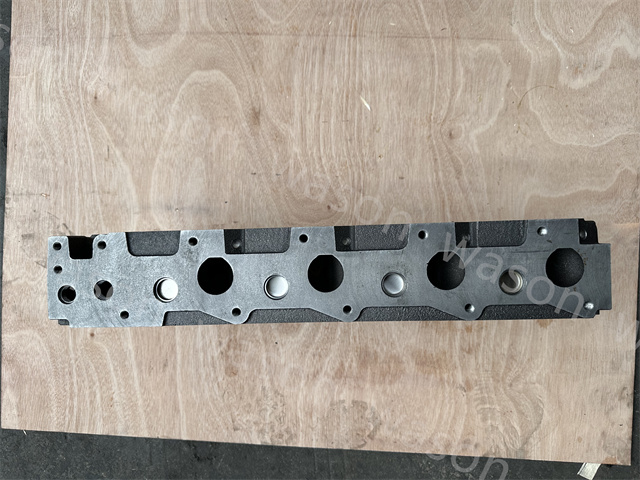 E312/E320GC D3K 1104D-E44TA/C4.4 Electronic Fuel Injection Cylinder head 298-4526/397-1554 T419169