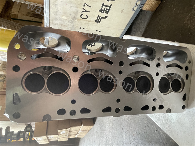 V2003 Direct Injection Cylinder Head Assembly