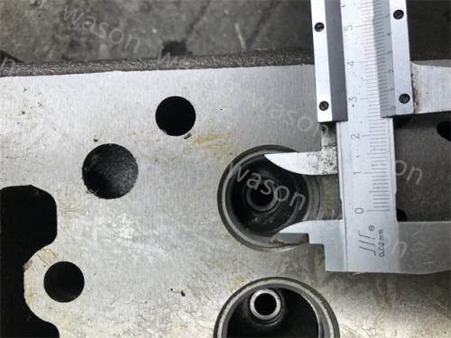 V2403 Cylinder Head Assembly