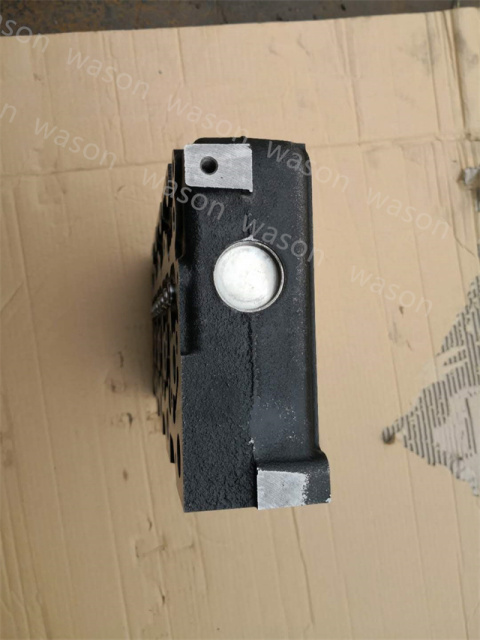 V2003 Direct Injection Cylinder Head Assembly