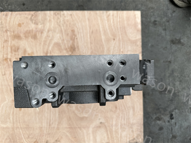 E312/E320GC D3K 1104D-E44TA/C4.4 Electronic Fuel Injection Cylinder head 298-4526/397-1554 T419169