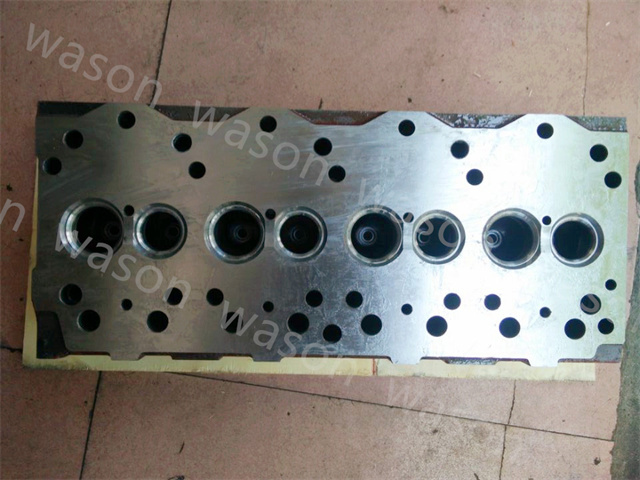 4D95L Cylinder Head Assembly