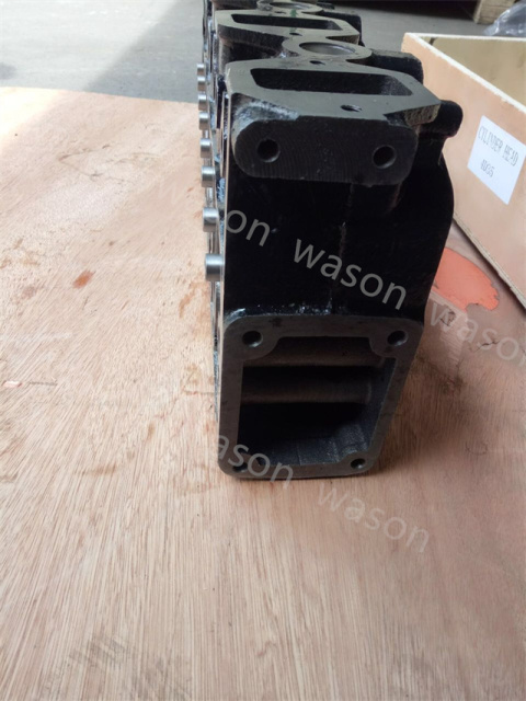 4D35 Cylinder Head Assembly