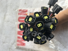 SH200A3 Water Temperature Sensor  Plug