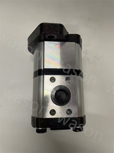 Hydraulic Gear Pump 401-00445A  DX140W DX160W DX170W