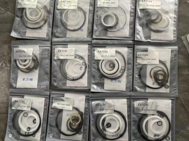 Eaton Hydraulic Pump Seal Kit  60540-000 61329-000