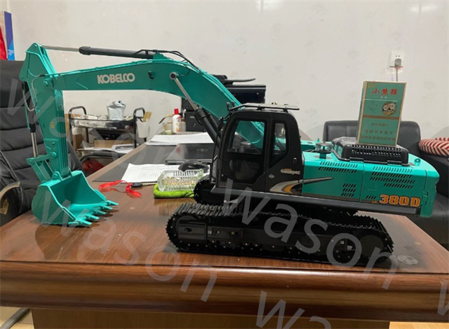 SK380D Excavator Model 65*23*34CM