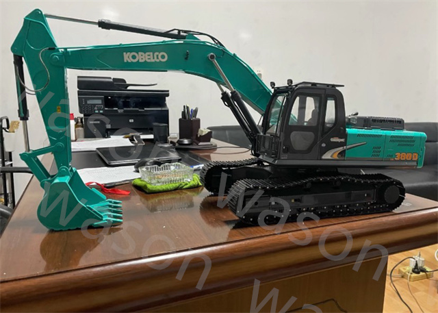 SK380D Excavator Model 65*23*34CM