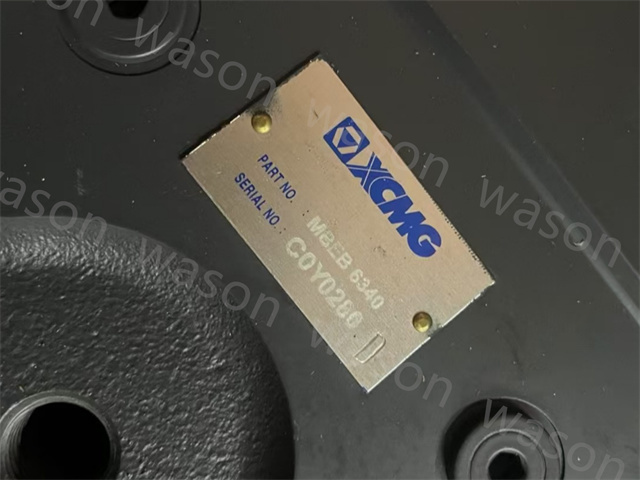 TM70VD Travel Motor Assy XE370 SY365 ZL370