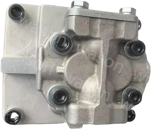 Hydraulic Gear Pump WA380-5 WA400-5 SAL80+90+20 705-55-33080