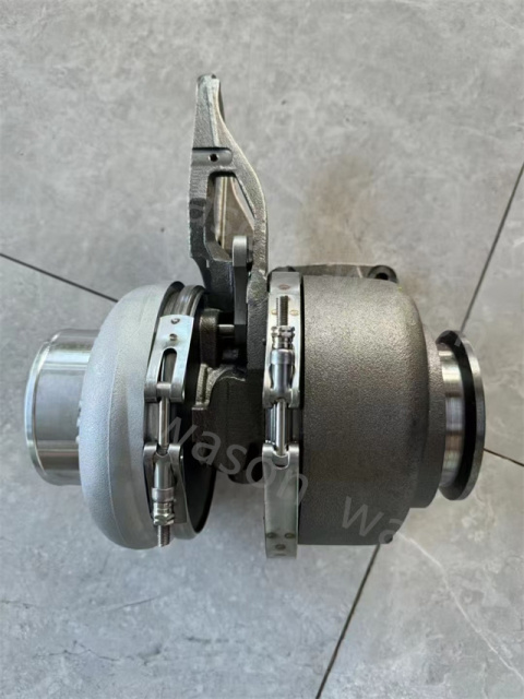 Turbocharger 676776 for John Deere210