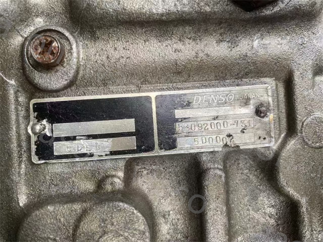 ​6D108 Fuel pump PC300/PC320-5 092000-731