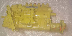 6D105 PC200-3  Fuel pump