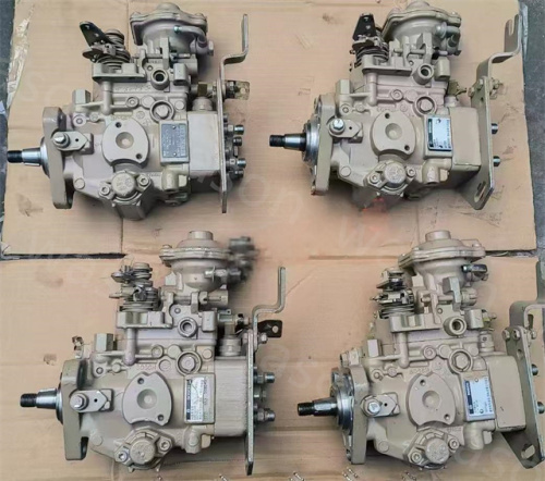 4BT3.9/4D102 Fuel pump 3917517 3917530 3917539 3960901 3960902 3963961 3977353 4898821 4896958