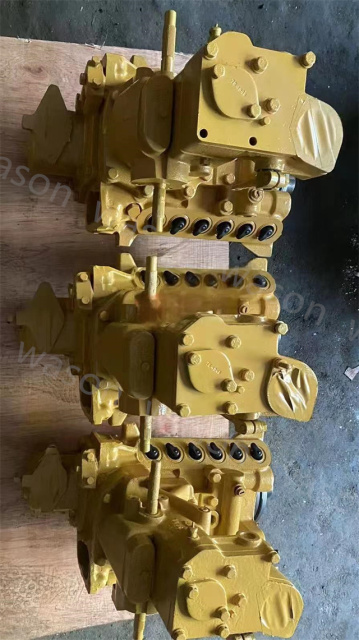 3408C D9R  Fuel pump 104-7032/1047032