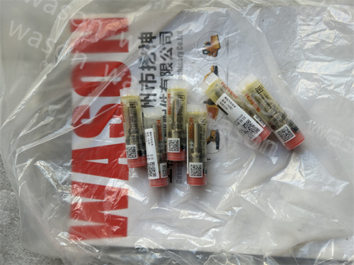 DLLA146P1581 Injector Nozzle for EC210 146P1581