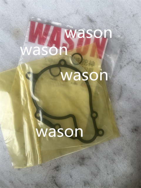 4M40TC/4M50TC Radiator Water Pump ME990328