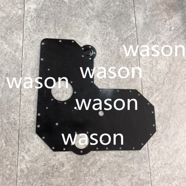 QSM11  Engine Oil Cover