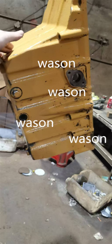 C4.4 Electrical Injection Engine Oil Cover