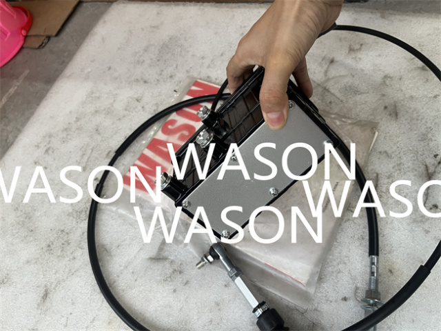 R220-9 Throttle Motor  Short 3 Holes  21NE-32360 21NE-32340