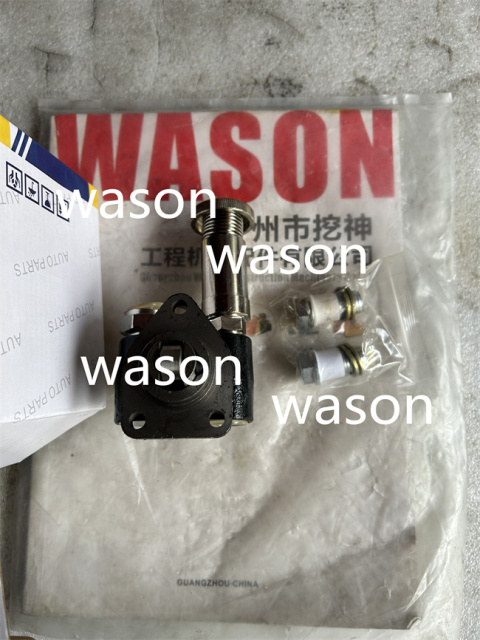 DH220-5 DH225-7 DB58 6BD1 4D31 PC200-3 SH EX200-1-2  Fuel Injection Pump 105220-1570 105220-7230 105220-4561