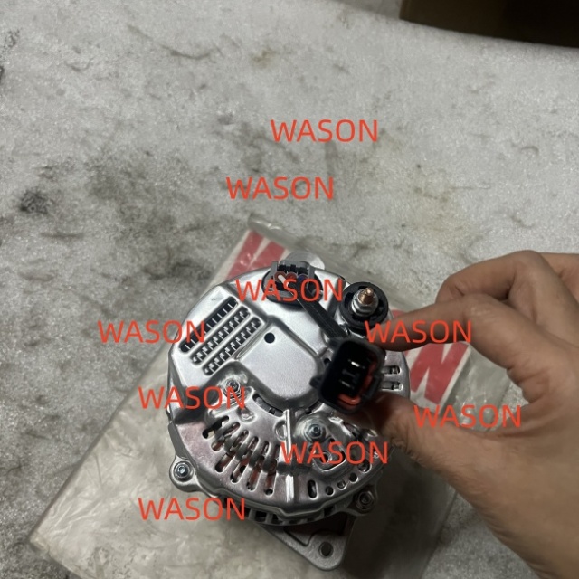 6D102/6D107 24V 70A  Alternator  PC200-6/PC220-6/PC200-8/PC220-8 24V/40A S84-39/8PK 101211-4310