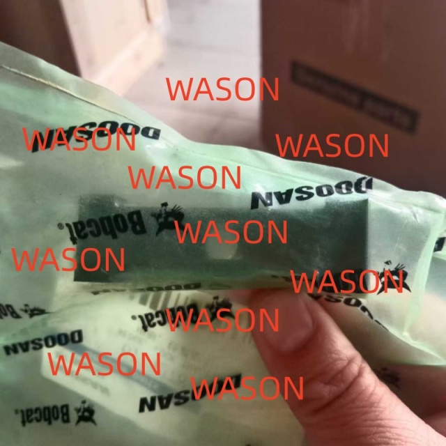 EXCAVATOR  LOCK 6714278