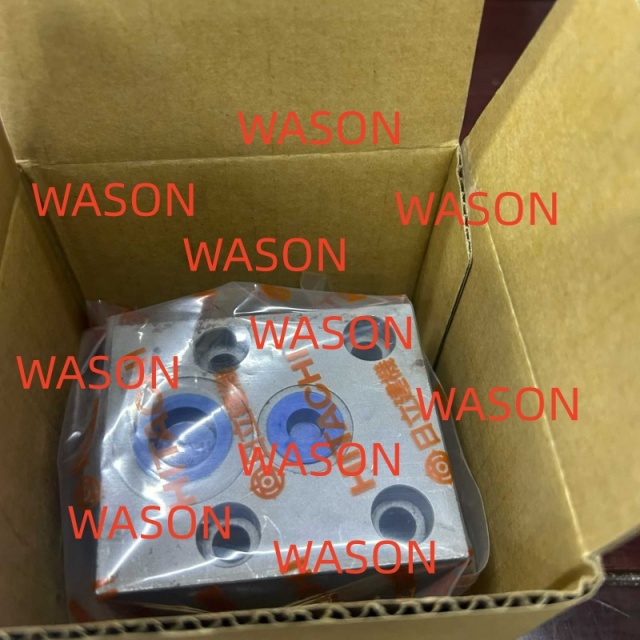 EXCAVATOR  LOCK 6714278