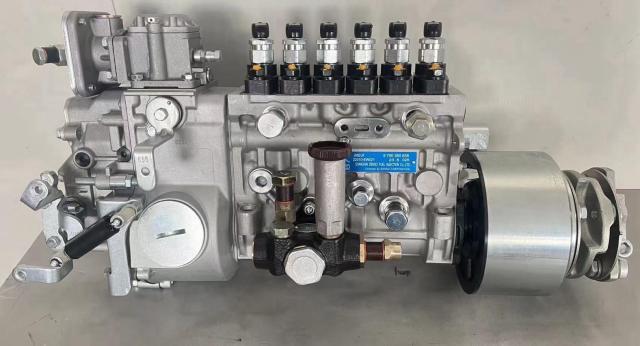 J07C J08C J08E Excavator Fuel Pump 22010-7761 092000-1821