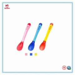 Newborn Color Changing Baby Spoon and Fork Set