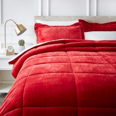 Sherpa comforter set