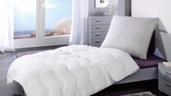 Quilted mattress protector