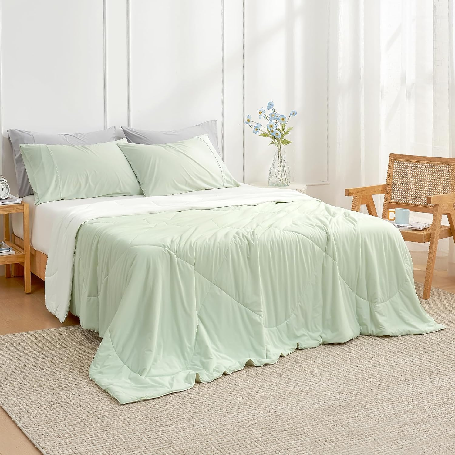 Cooling Summer Comforter