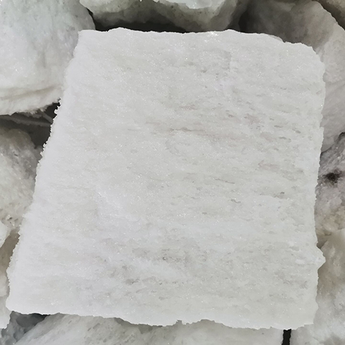 Weißes geschmolzenes Aluminiumoxid für Schleifmittel
