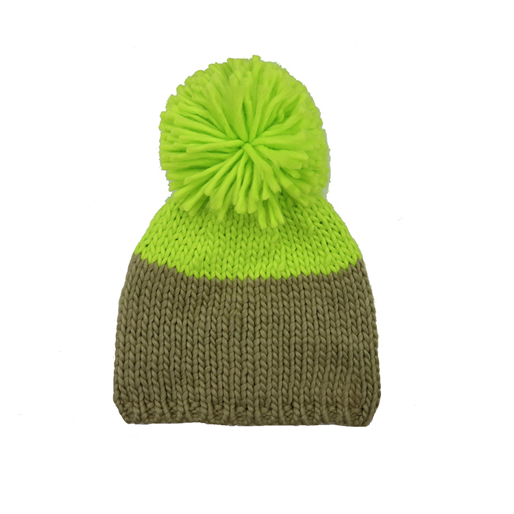 Wholesale Women's Thick Winter Knitted Beanies Hat with Big Pom Pom | Sewingman