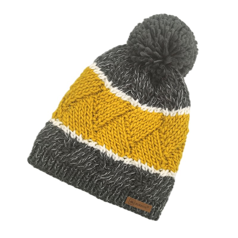 Contrast Color pompom Beanie