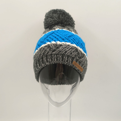 Contrast Color pompom Beanie