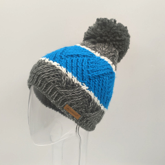 Contrast Color pompom Beanie