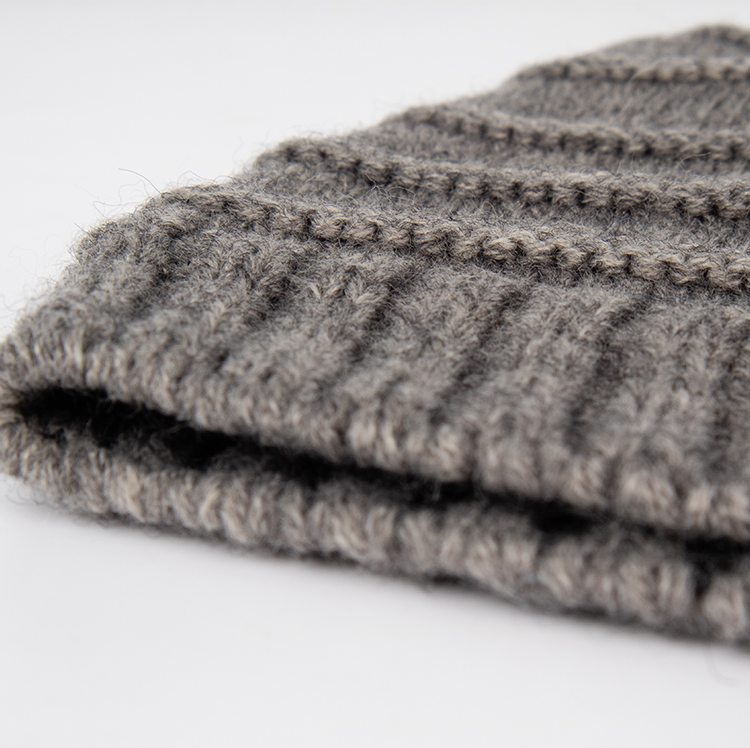 Cuffless Wool Blend Skull Beanie