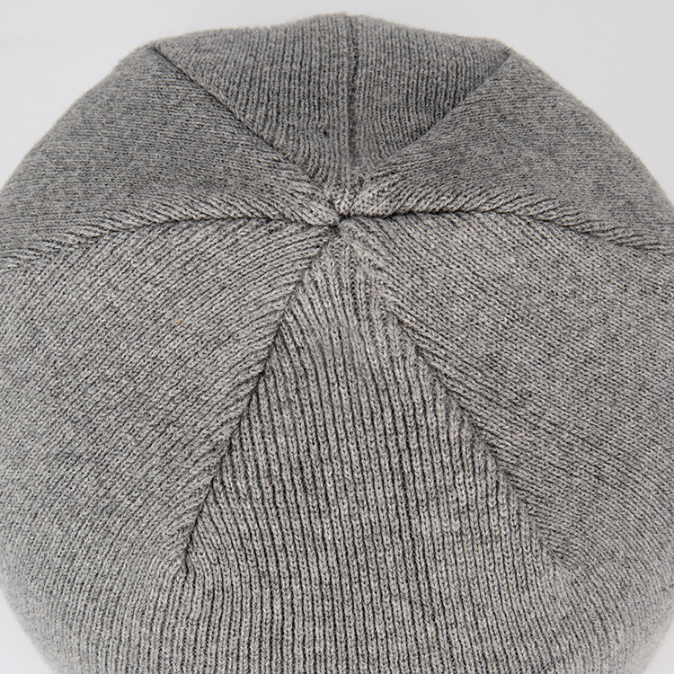  Merino Knit Lightweight Skull Beanie 