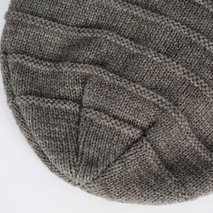 Cuffless Wool Blend Skull Beanie
